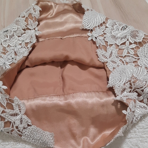 Jovani Floral Lace Chemise in Cream and White - Picture 7 of 12